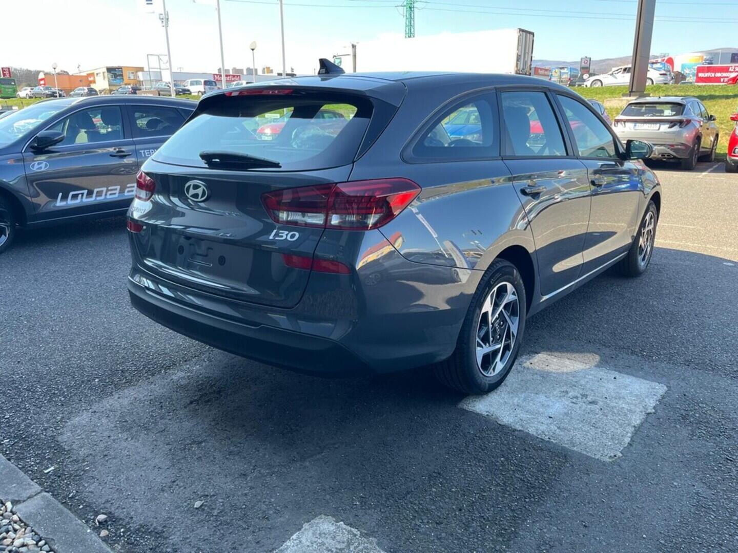 O641004060_15.webp_i30 WG PD PE -2146826259 1,5i  kW