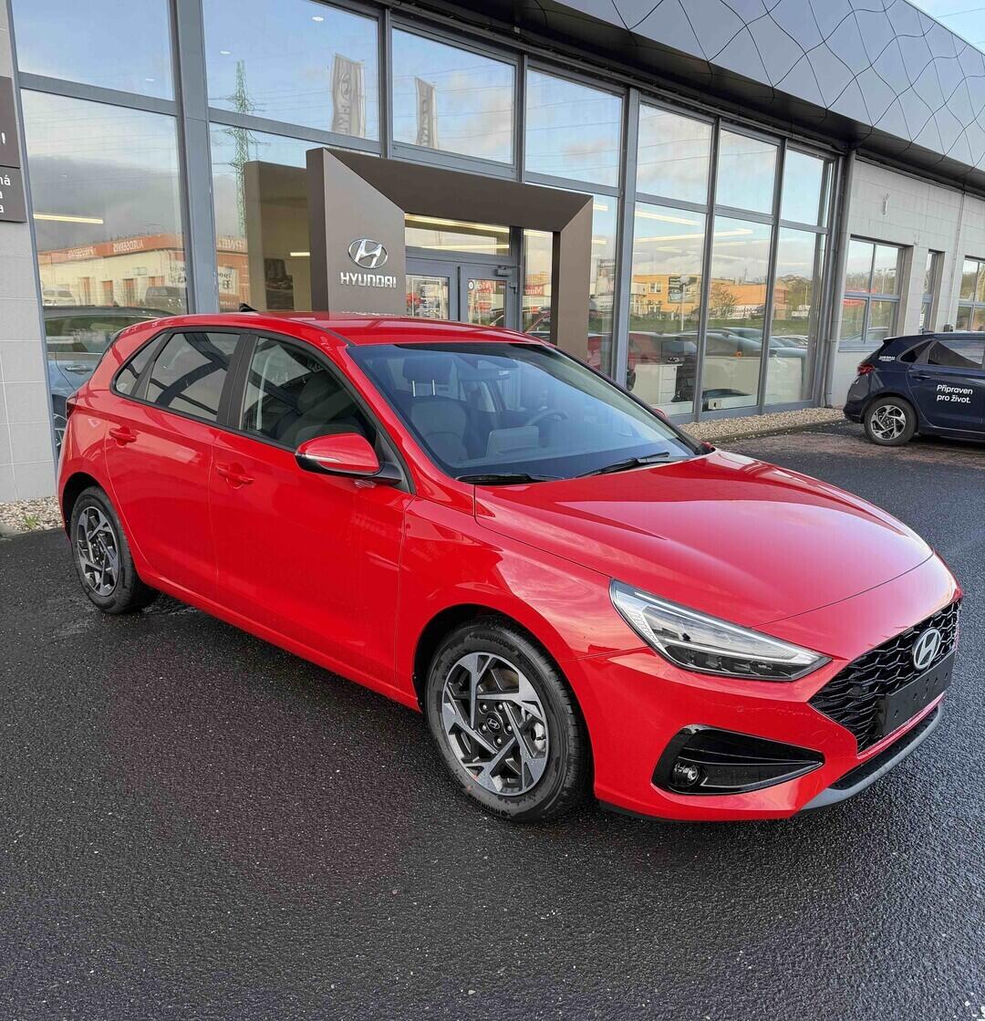 O641004144_12.webp_i30 HB PD PE GO Czech! 1,0 T-GDI 85 kW