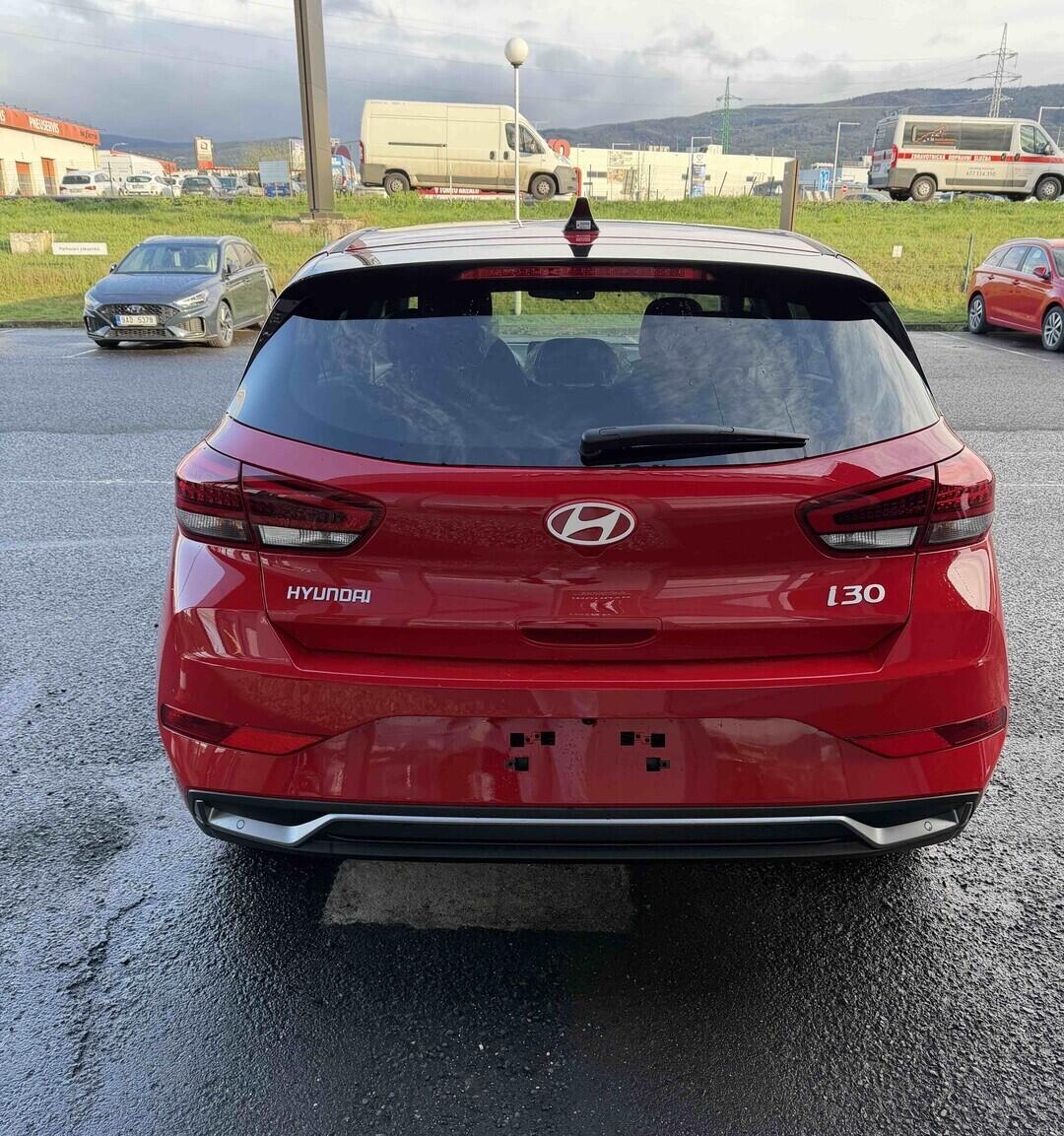 O641004144_13.webp_i30 HB PD PE GO Czech! 1,0 T-GDI 85 kW