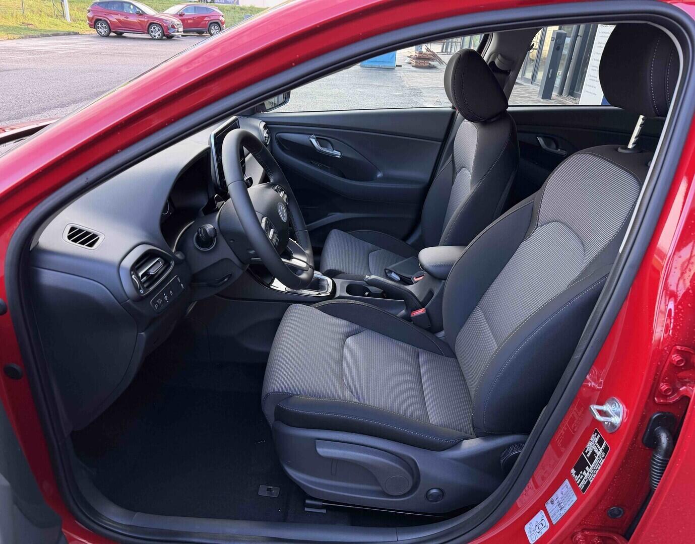 O641004144_15.webp_i30 HB PD PE GO Czech! 1,0 T-GDI 85 kW