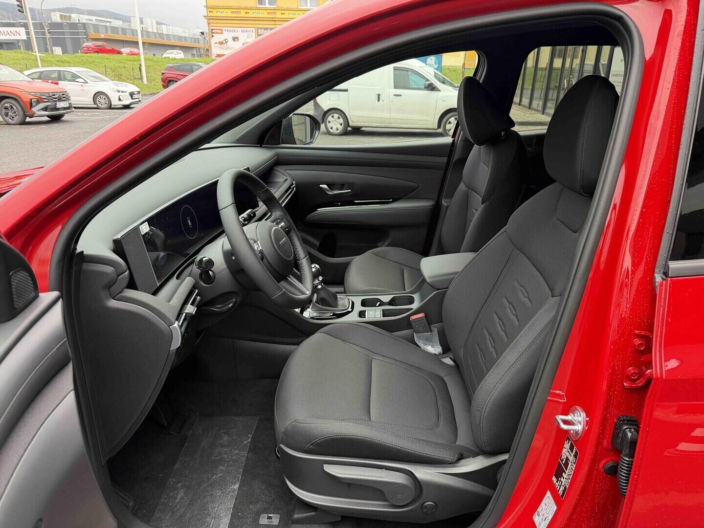 O641004148_15.webp_TUCSON NX4 GO Czech! 1,6 T-GDI 110 kW