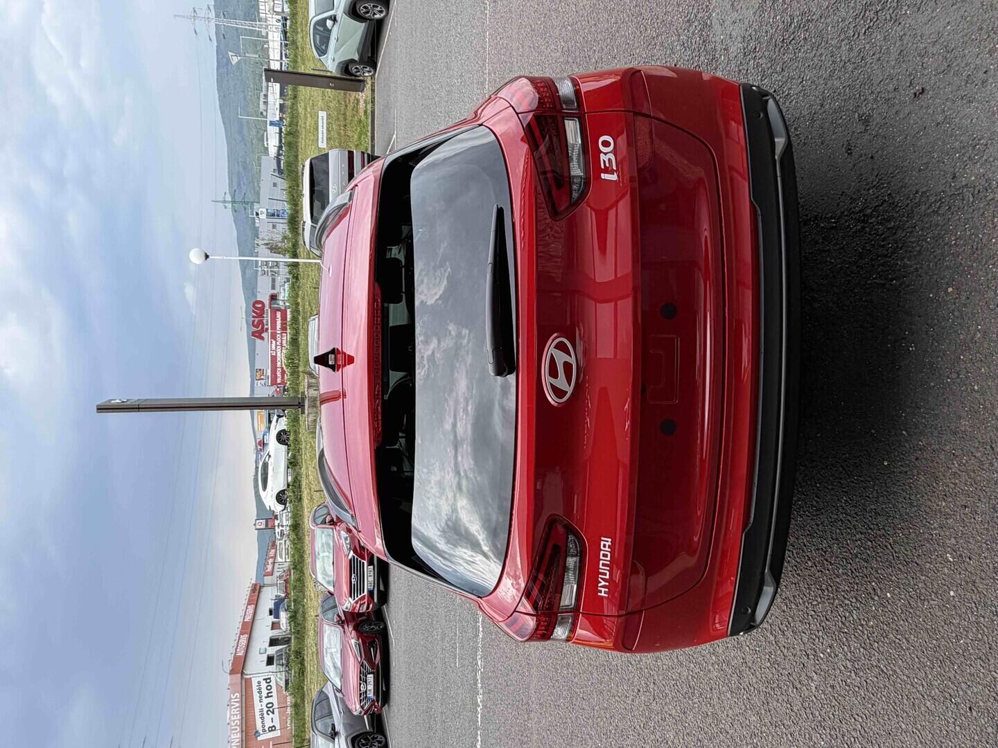 O641004176_14.webp_i30 WG PD PE GO Czech! 1,0 T-GDI 85 kW