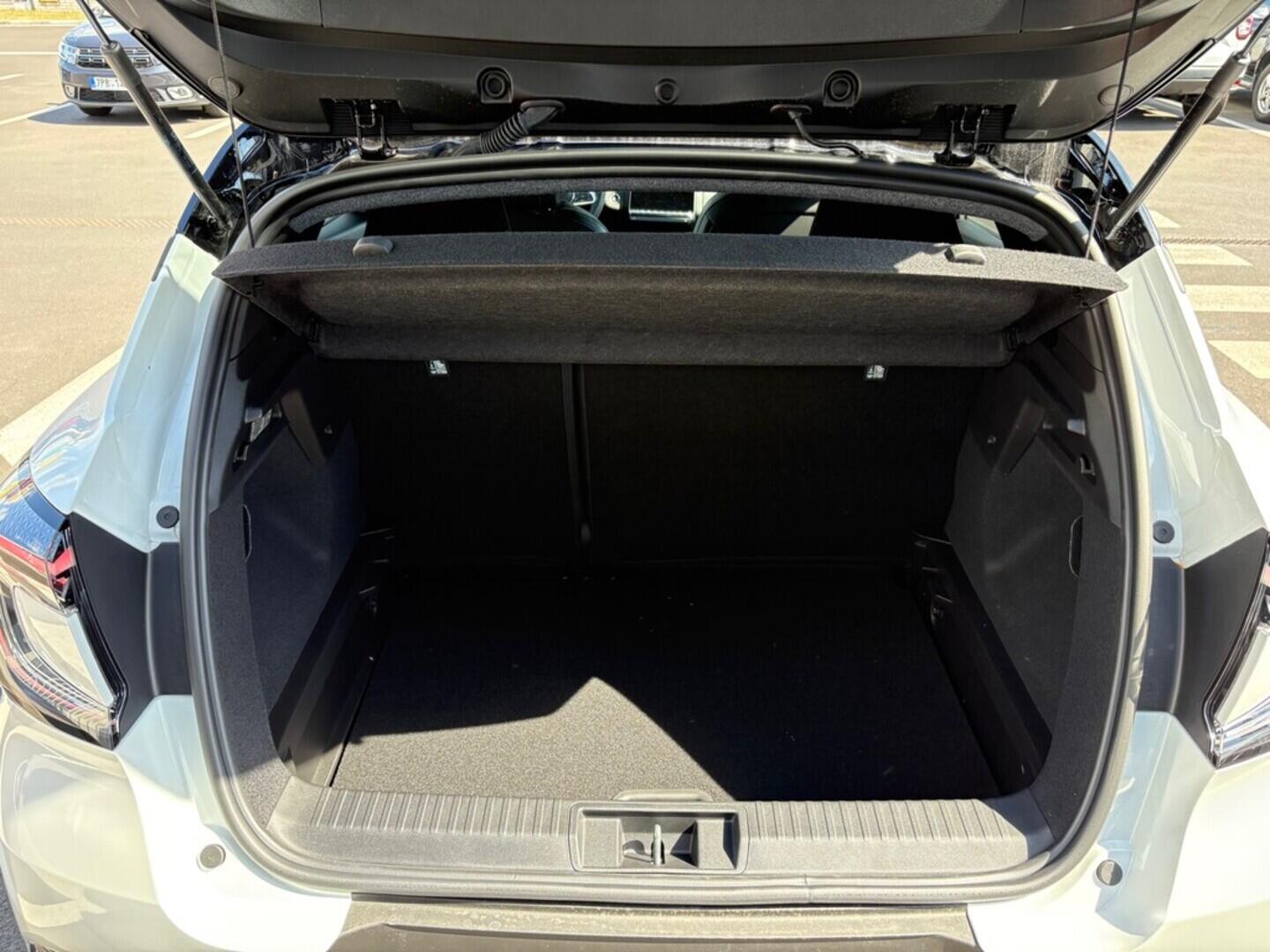 O751000811_15.webp_Captur Techno TCe 90 1.0 66 kW