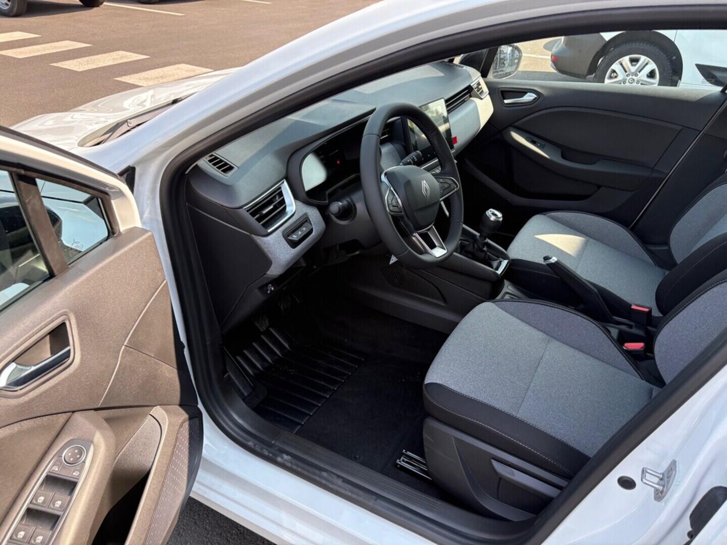 O751000817_17.webp_Clio Evolution ECO-G 100 1.0 74 kW