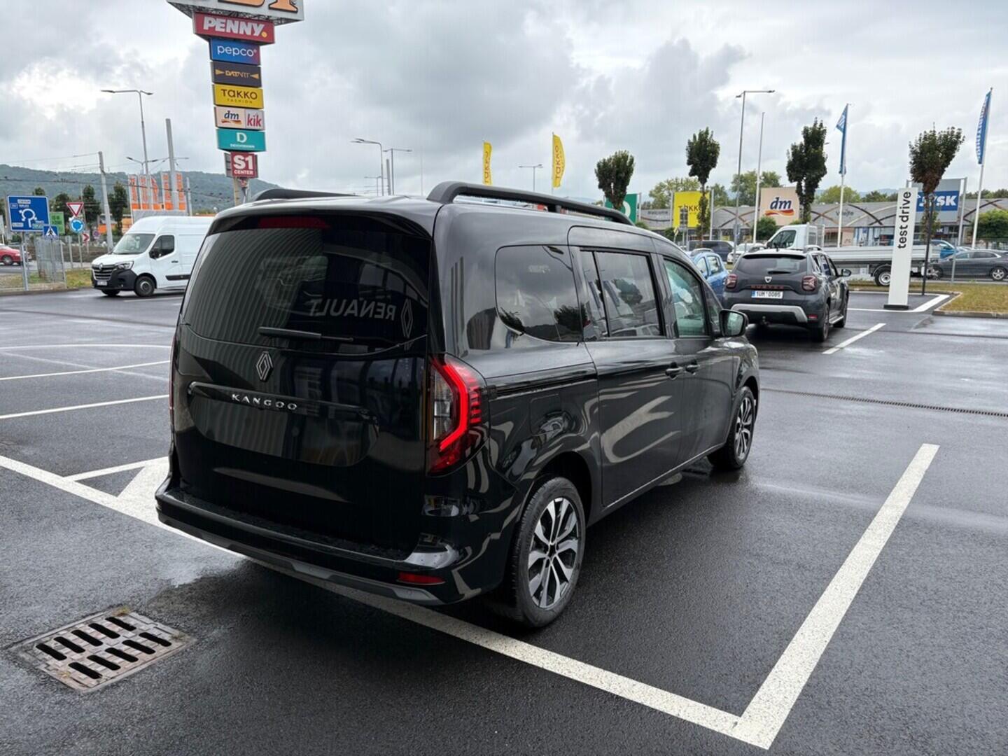 O751000820_13.webp_Kangoo Grand Techno dCi 95 dCi 74 kW