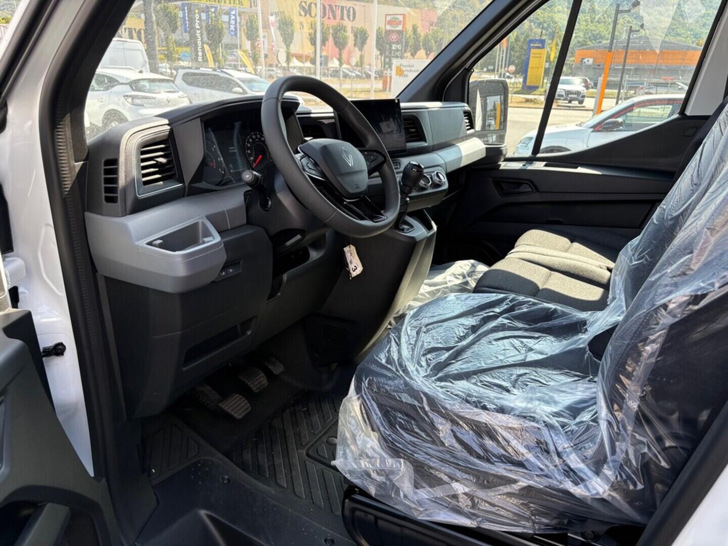 O751000850_18.webp_Master Van L3H2P3 dCi 150 Extra dCi 110 kW