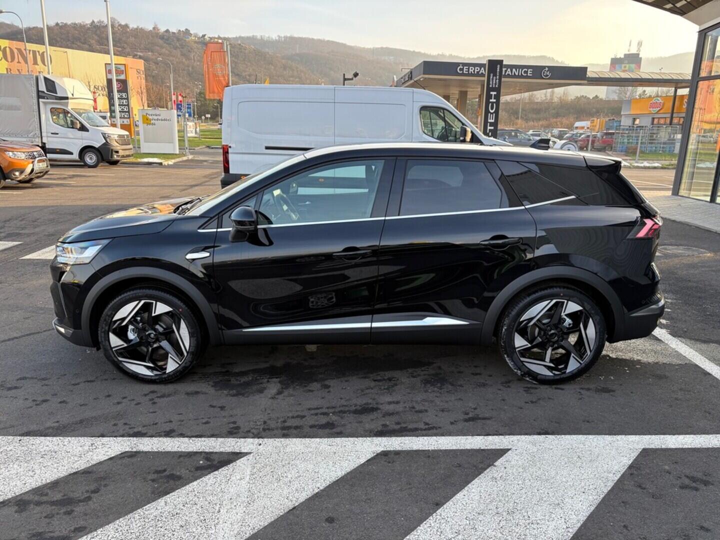 O751000851_13.webp_Symbioz Iconic 160 E-Tech Fullhybird TCe 116 kW