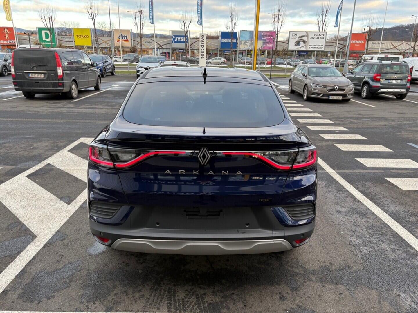 O751000852_15.webp_Arkana Techno E-Tech full hybrid145 105 kW