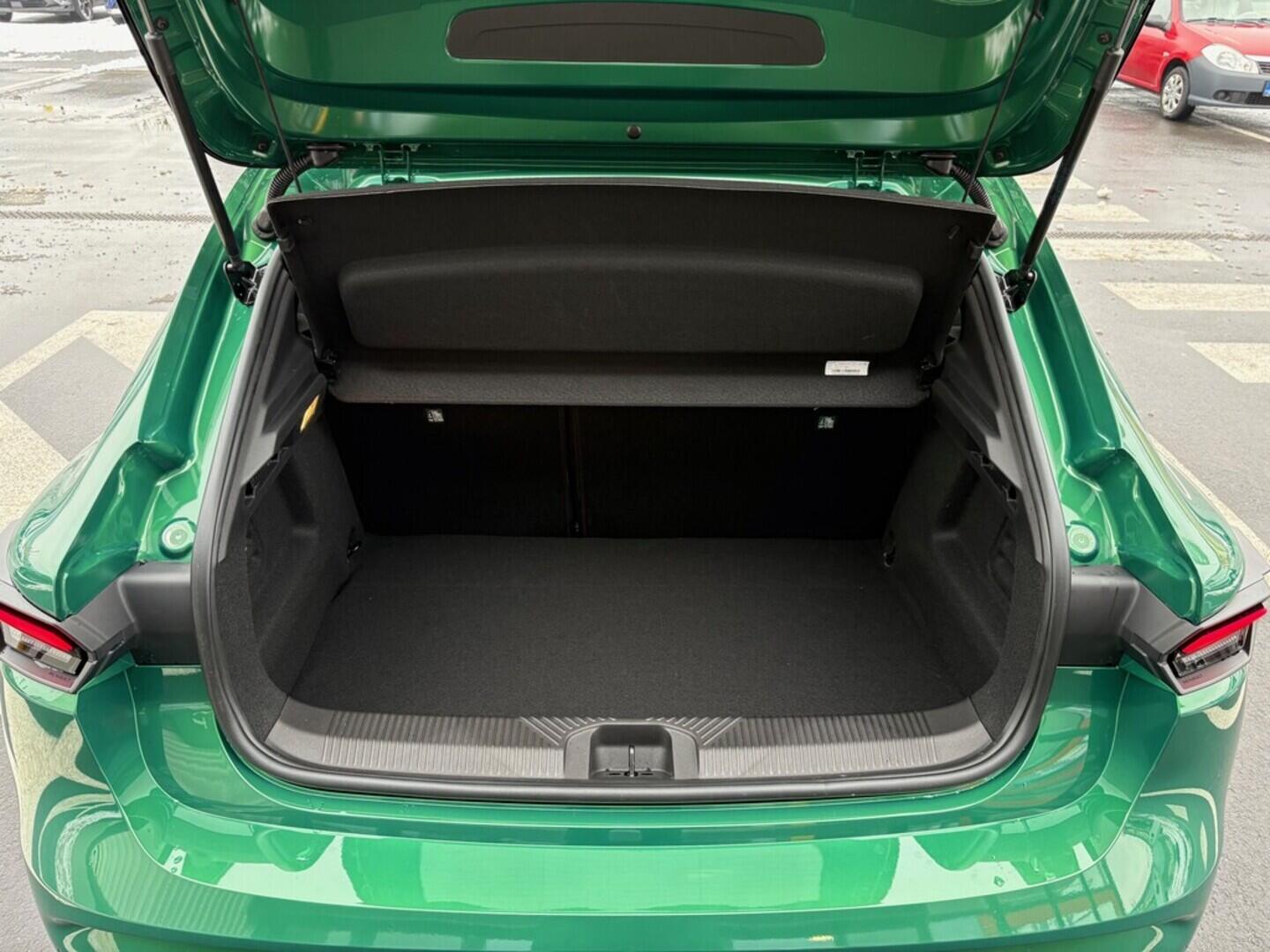 O751000872_15.webp_Clio Techno full hybrid E-Tech 160 hybrid 120 kW