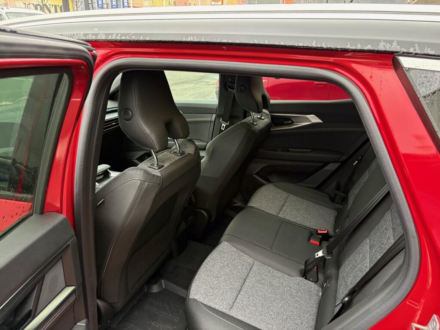 O751000877_17.webp_Austral techno mild hybrid 150 1,3 116 kW