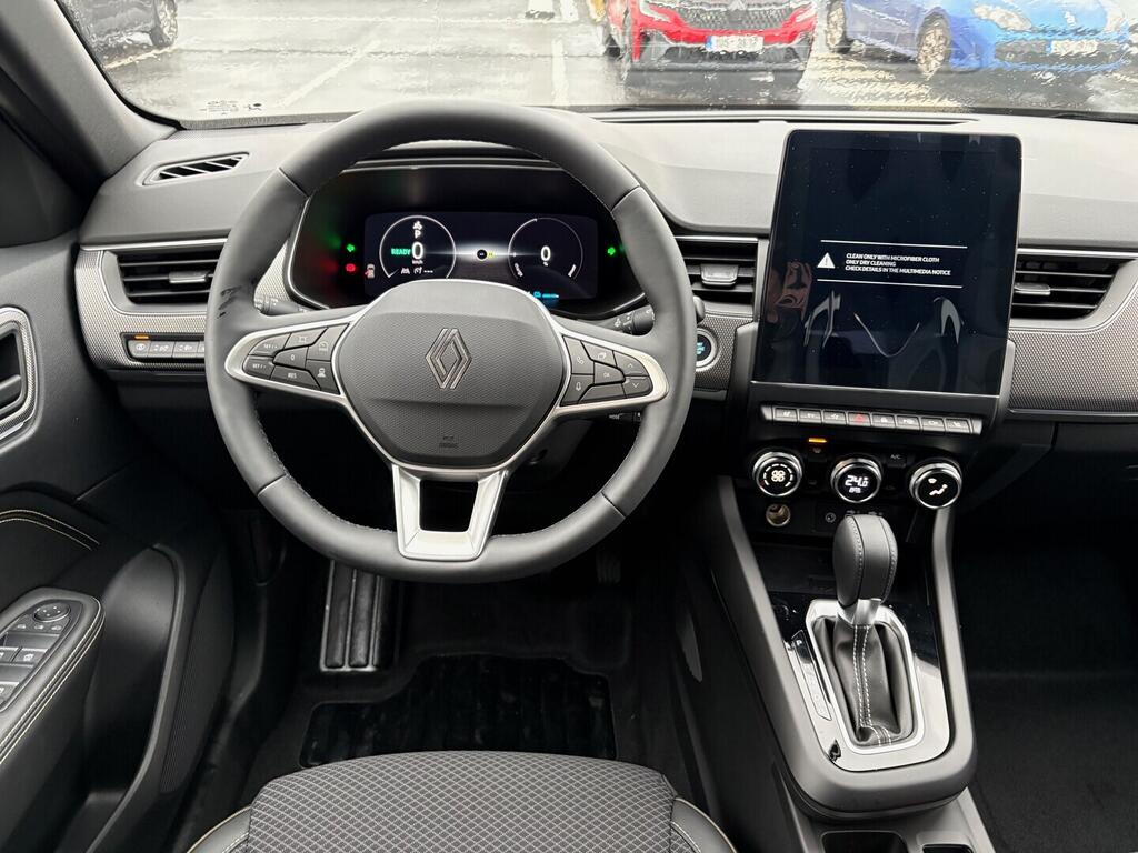 O751000878_18.webp_Arkana Techno E-Tech full hybrid145 105 kW