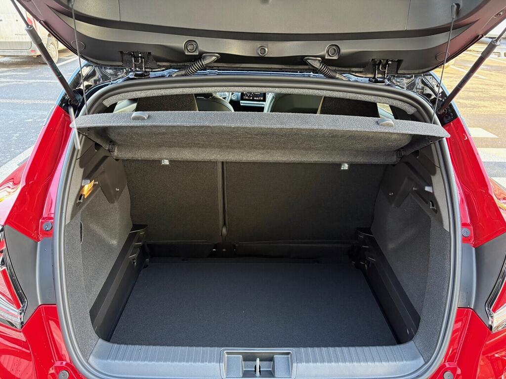 O751000881_16.webp_Captur Techno TCe 90 1.0 66 kW