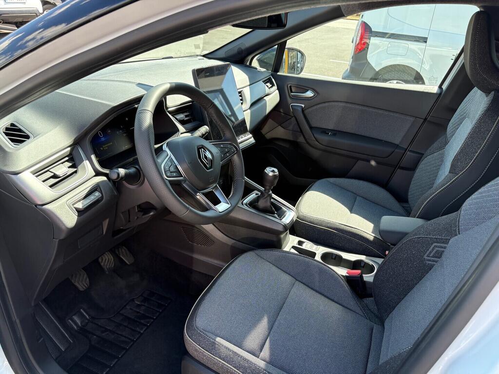 O751000881_18.webp_Captur Techno TCe 90 1.0 66 kW