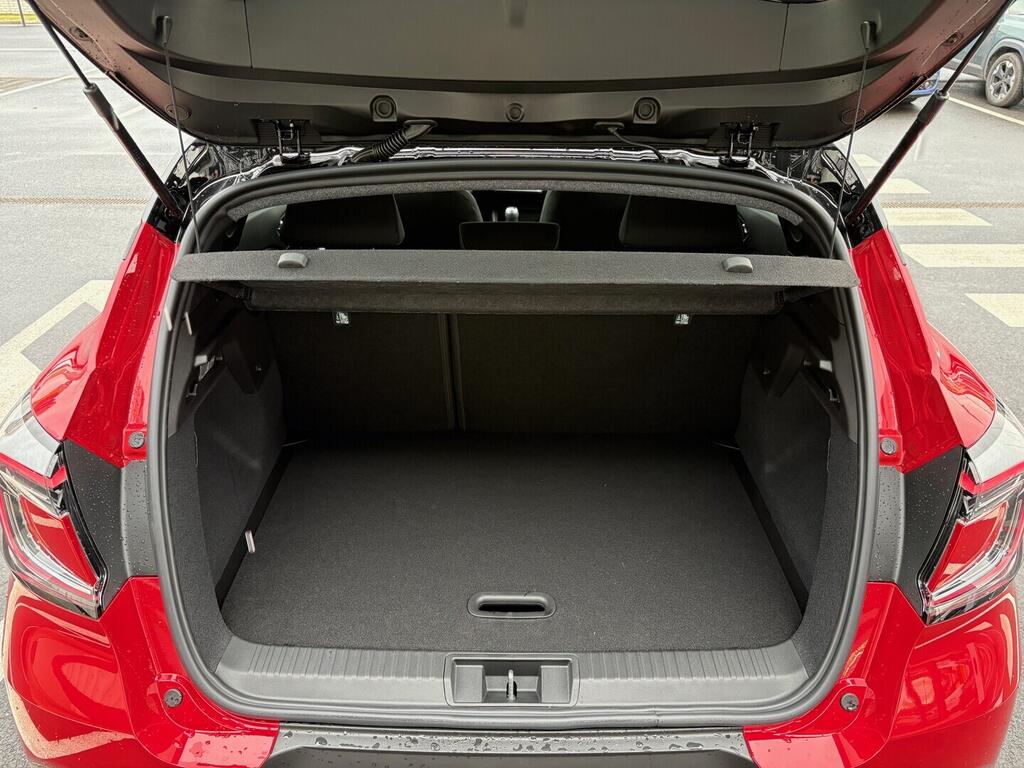 O751000885_15.webp_Captur Evolution TCe 115 TCe 87 kW