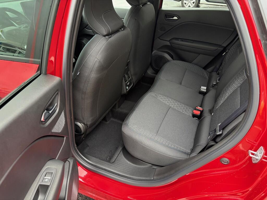 O751000885_16.webp_Captur Evolution TCe 115 TCe 87 kW