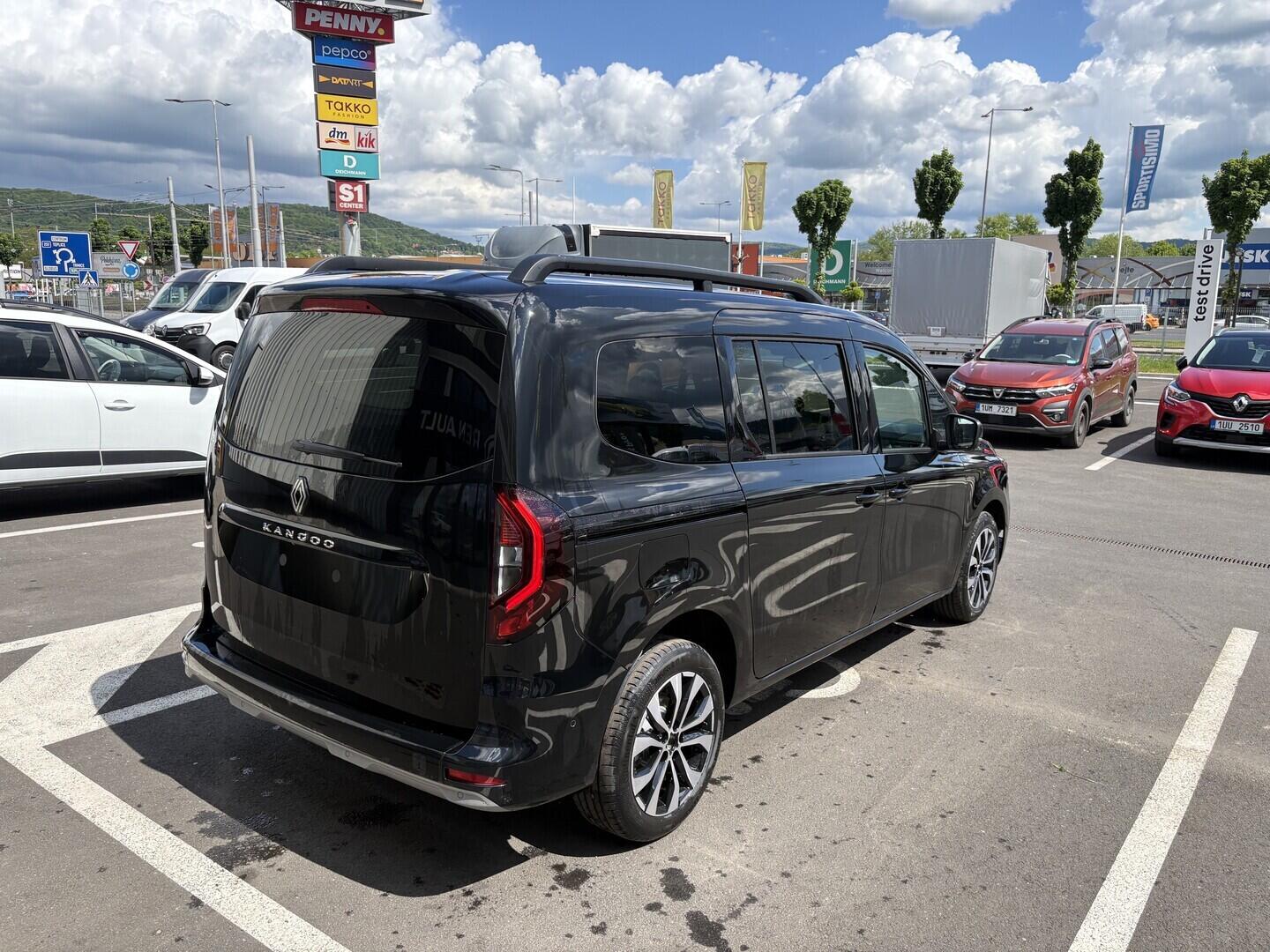 O751000927_13.webp_Kangoo Grand Techno Tce 130 1,3 96 kW
