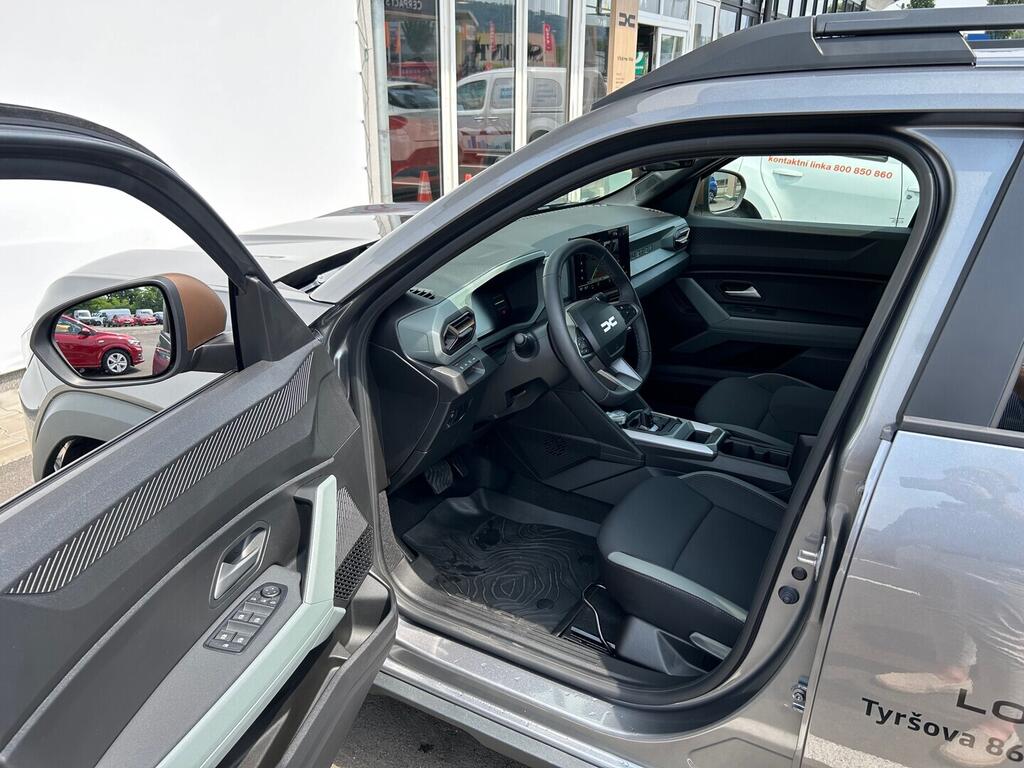 O761001019_15.webp_Duster Extreme Hybrid 155 1,8 114 kW