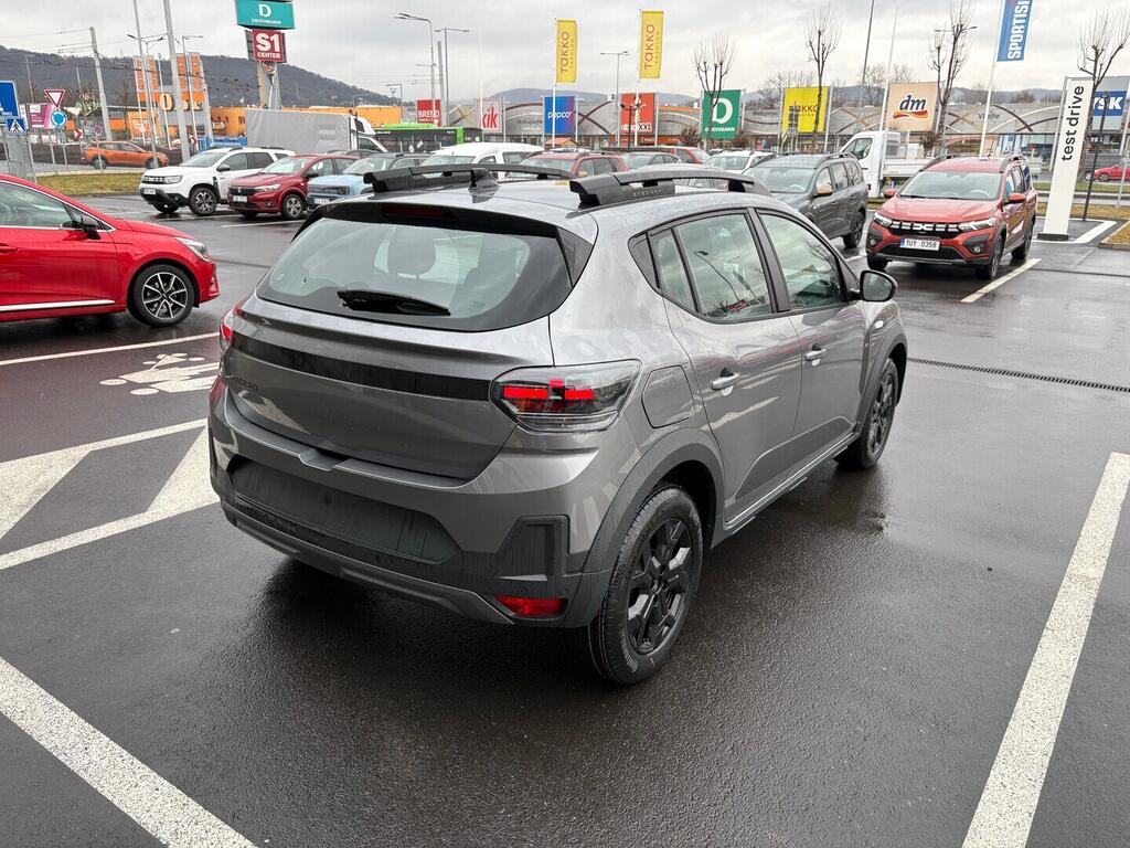 O761001020_13.webp_Sandero Stepway Extreme TCe 110 81 kW