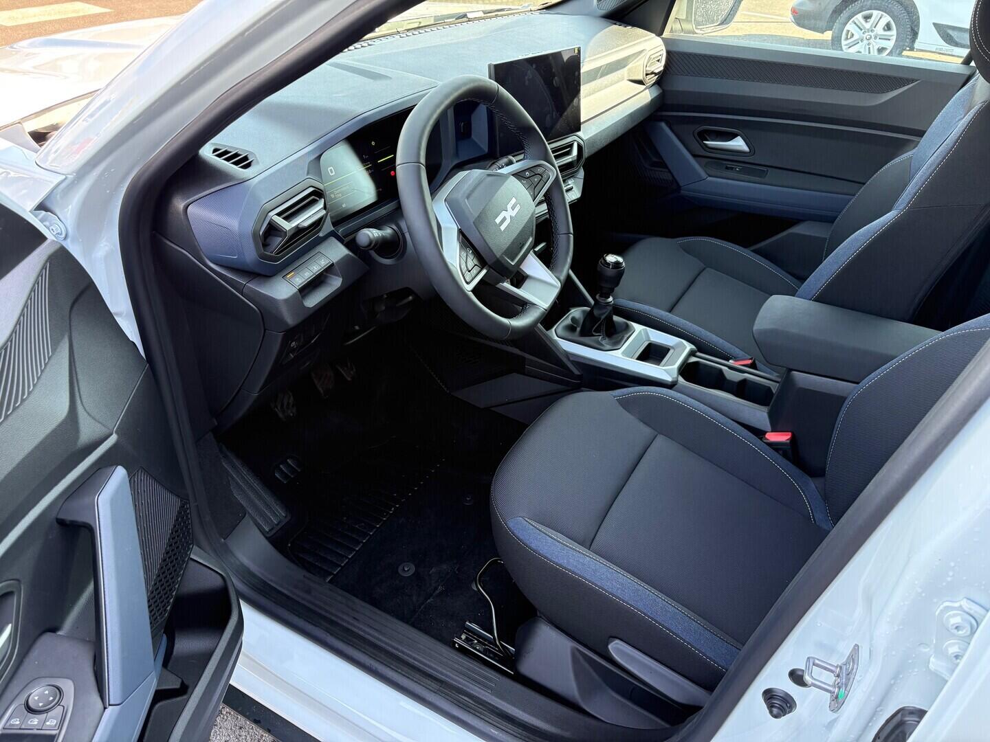 O761001029_17.webp_Bigster Expression Mild Hybrid-G 140 1,2 103 kW