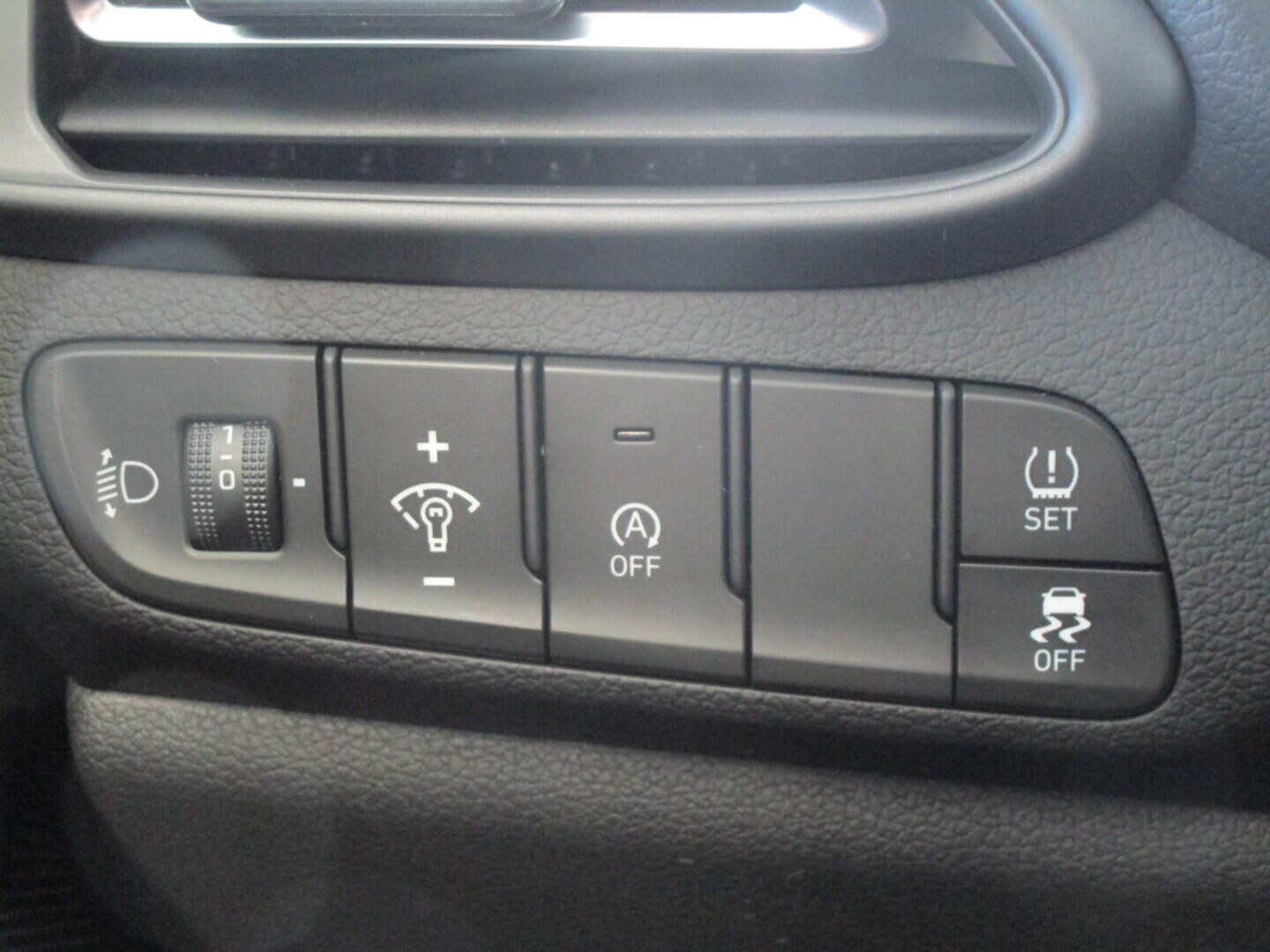 O919V02467_26.webp_i30 WG MY22 Smart DCT 1,0 T-GDI 88 kW