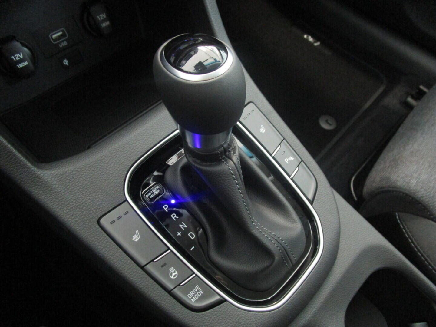 O919V02467_29.webp_i30 WG MY22 Smart DCT 1,0 T-GDI 88 kW