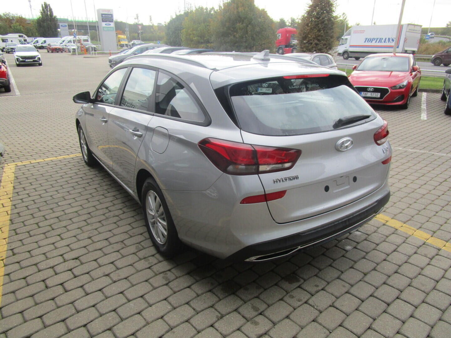 O919V03154_14.webp_i30 WG Family Comfort 1,0 T-GDI 88 kW
