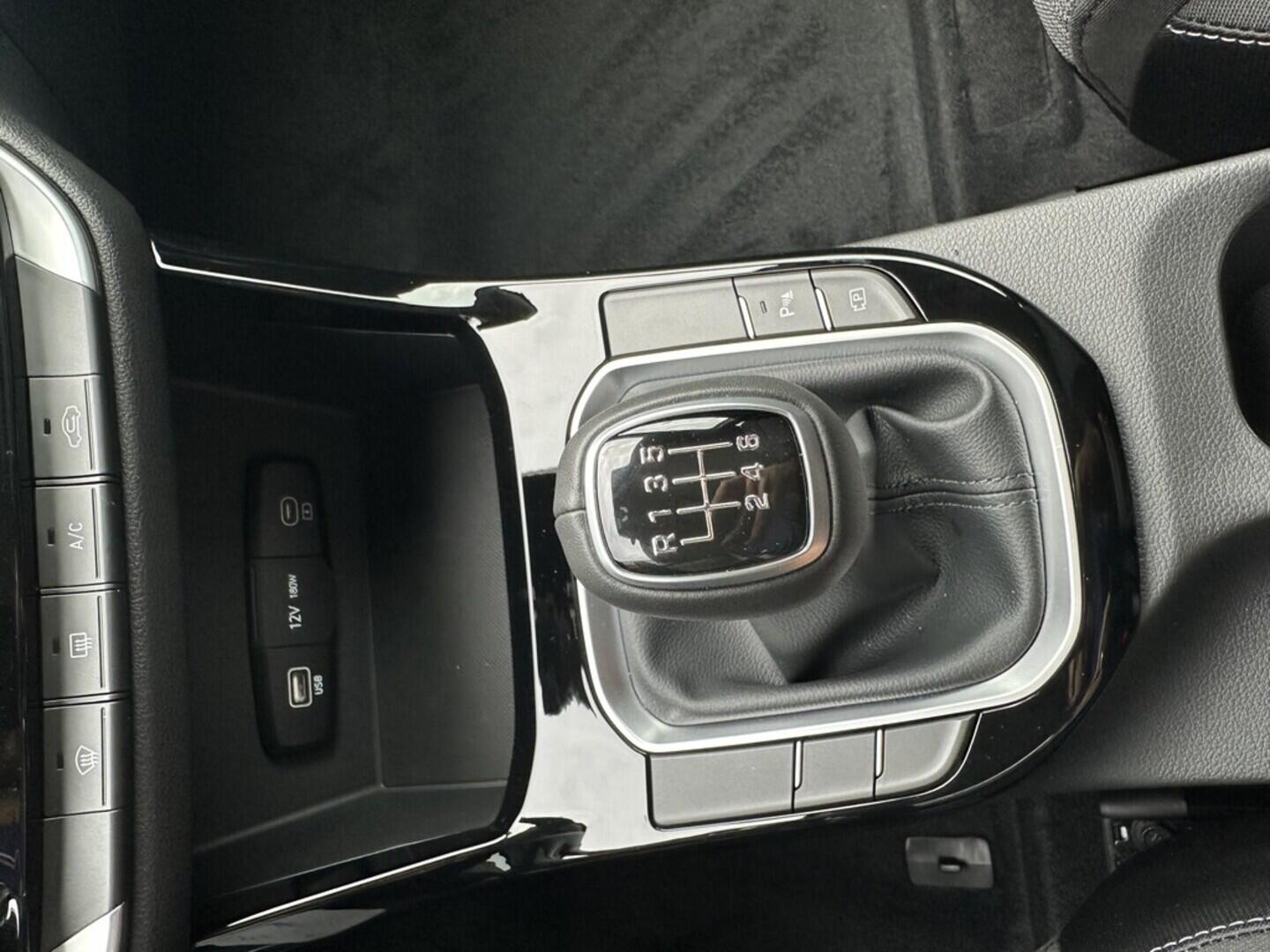 O919V03308_29.webp_i30 WG PD PE Start  1,0 T-GDI 0 kW