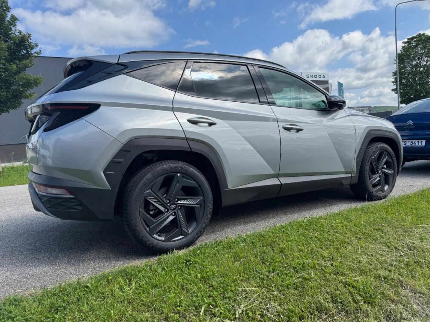 O919V03384_13.webp_Tucson MY23 Freedom Plus 1,6 T-GDI 4x2