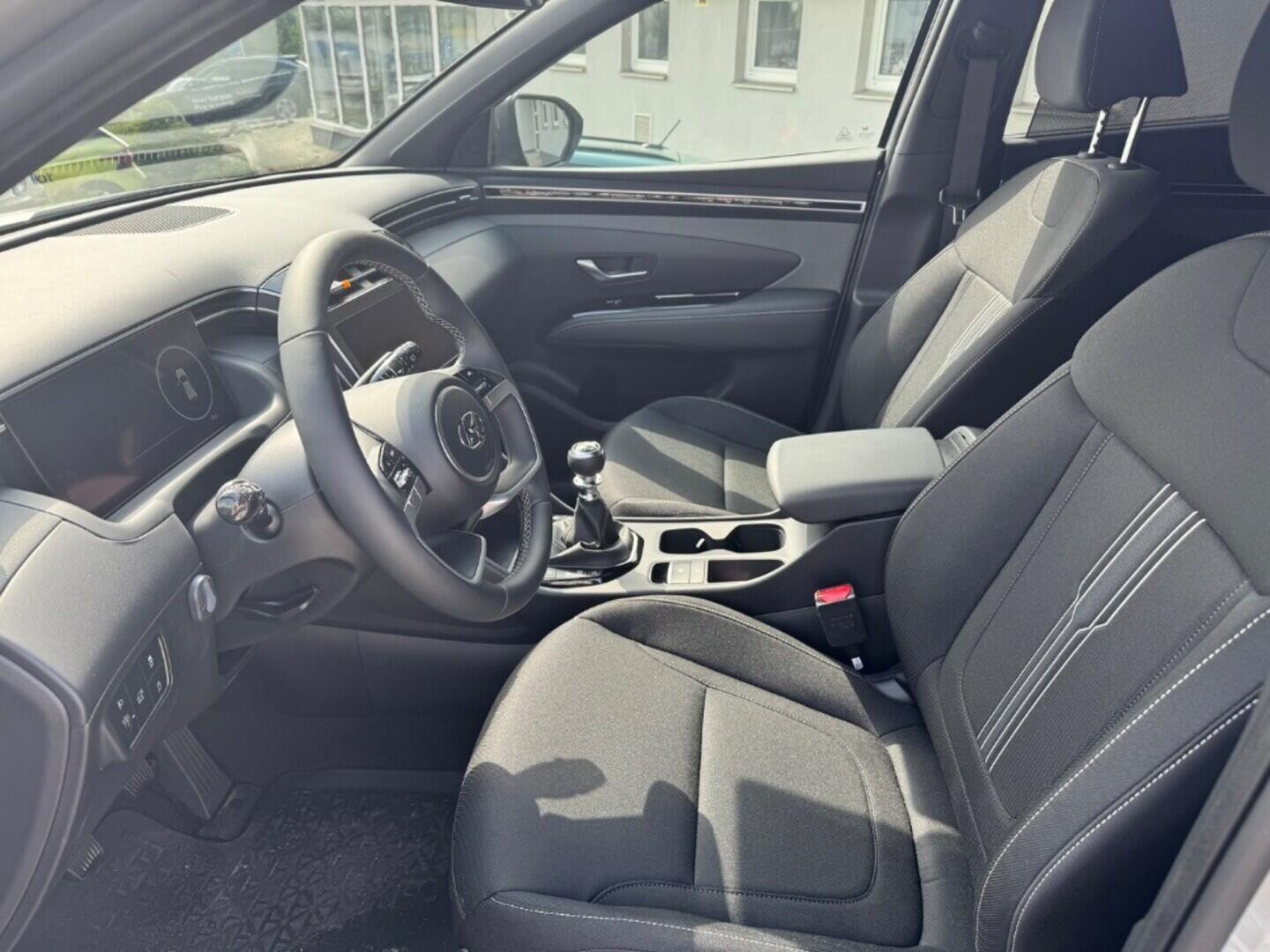 O919V03384_17.webp_Tucson MY23 Freedom Plus 1,6 T-GDI 4x2