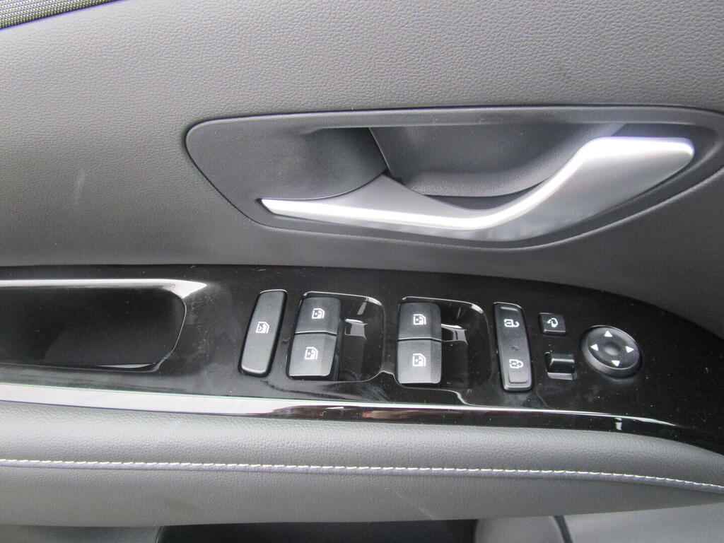 O919V03387_19.webp_Tucson MY23 Freedom Plus 1,6 T-GDI 4x2  110 kW