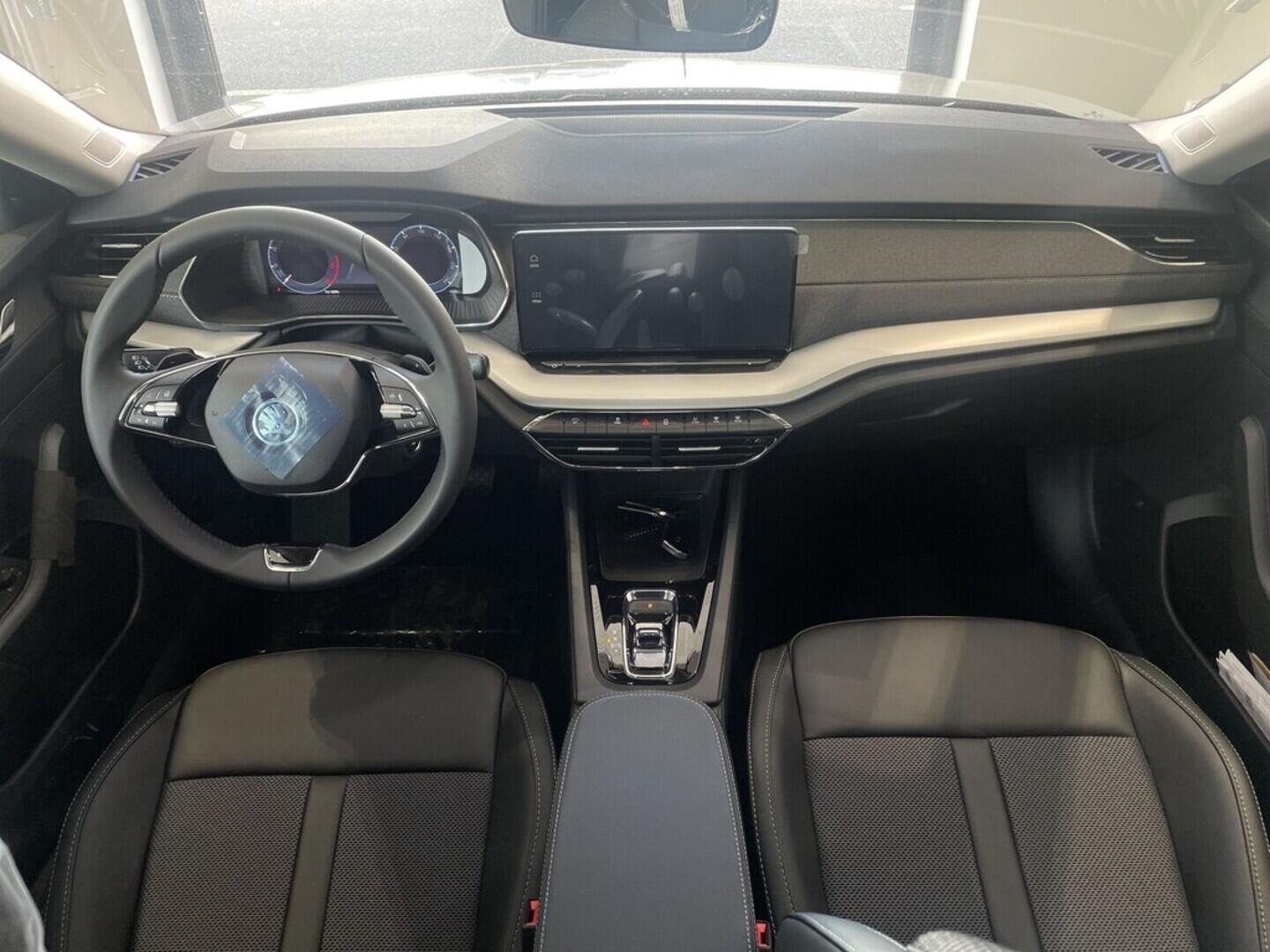 O919V04075_16.webp_Octavia Style+ 2.0 TDI 110 kW DSG