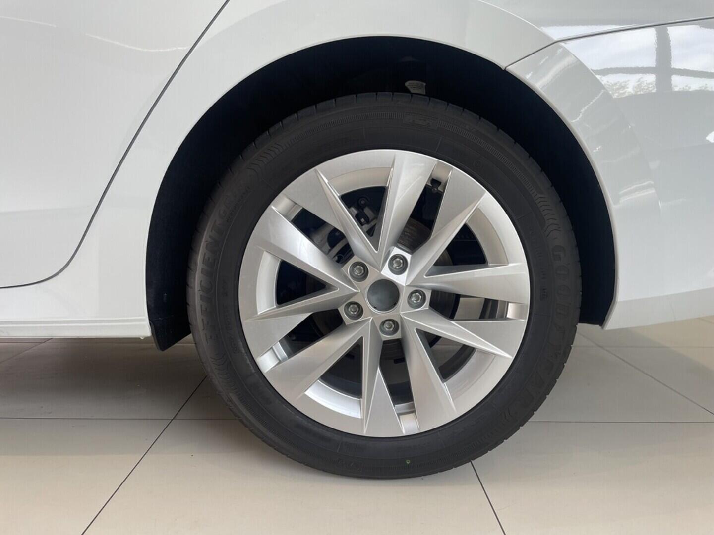 O919V04075_20.webp_Octavia Style+ 2.0 TDI 110 kW DSG