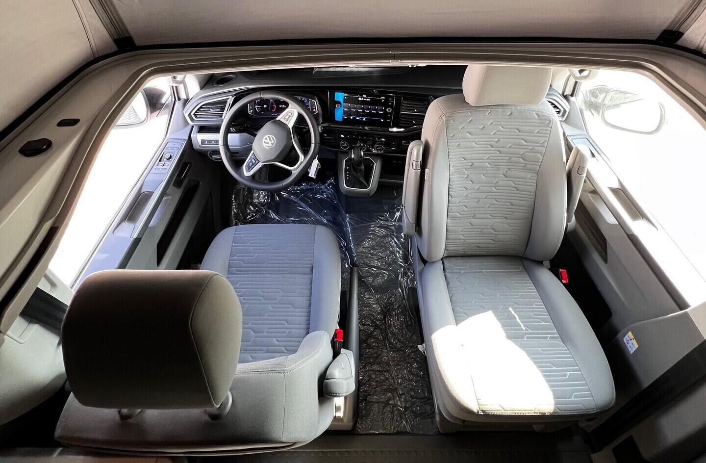 O919V04089_21.webp_Akční California 6.1 Ocean 2,0 TDI 4MOT DSG 110 kW  4MOTION