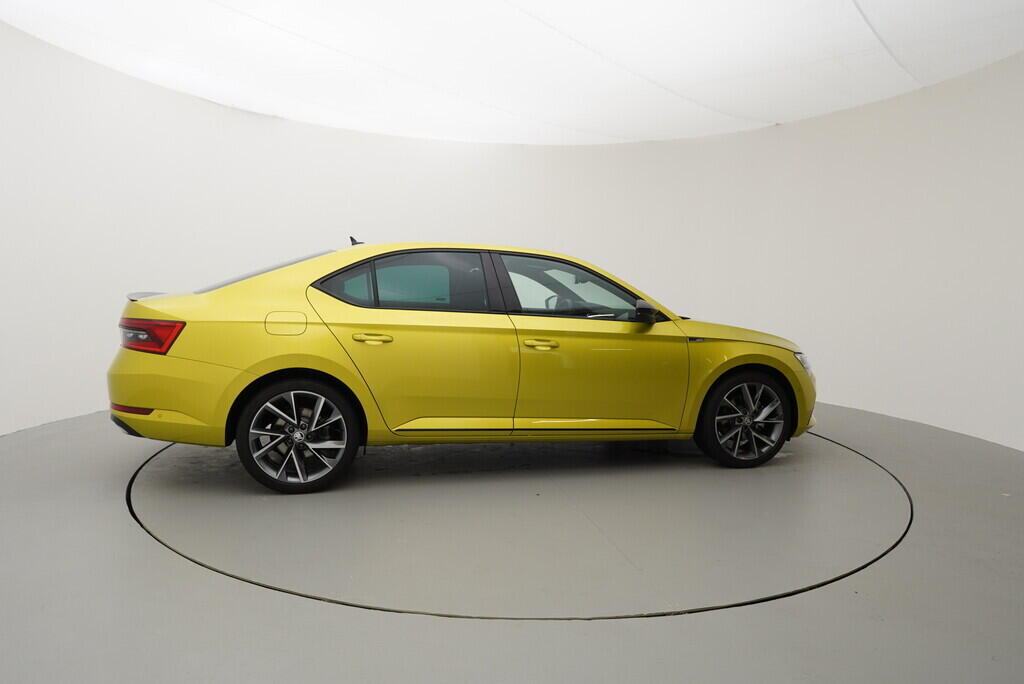 O919V04283_15.webp_SUPERB 2.0 TDI 147 kW