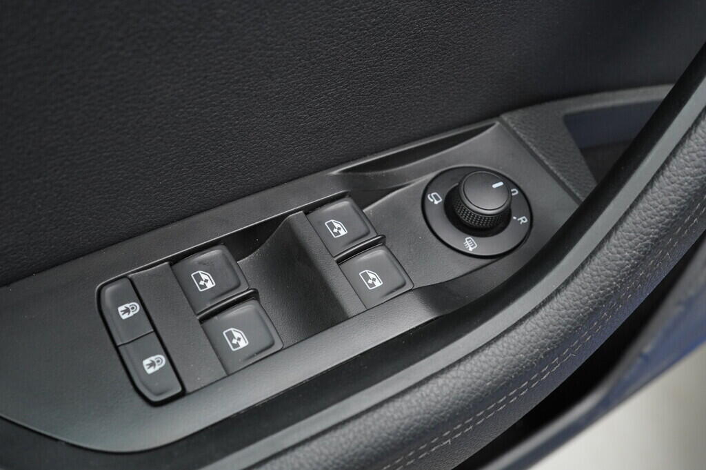 O919V04304_18.webp_Superb Style 2,0 TDI 4x4 147 kW  DSG