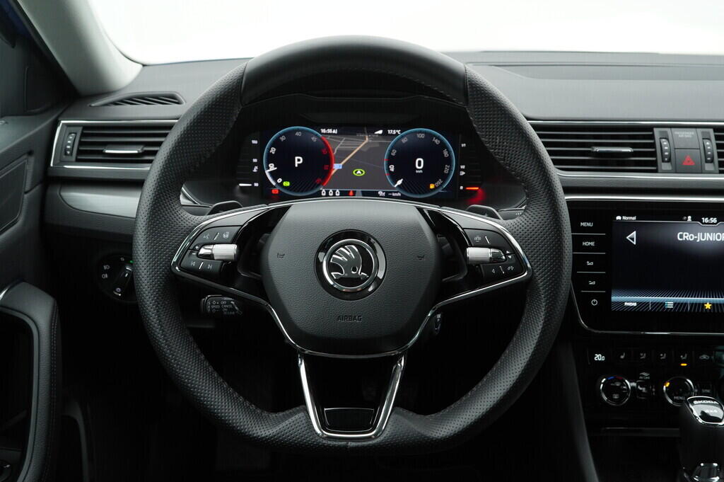 O919V04304_22.webp_Superb Style 2,0 TDI 4x4 147 kW  DSG