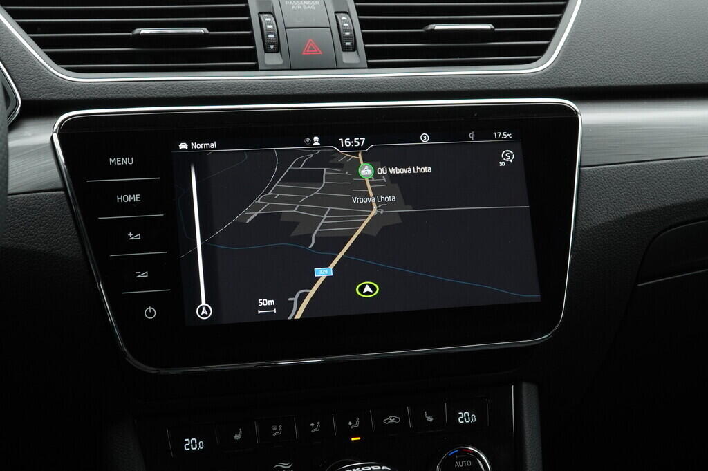O919V04304_25.webp_Superb Style 2,0 TDI 4x4 147 kW  DSG