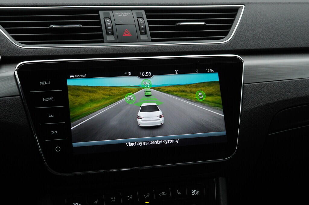 O919V04304_26.webp_Superb Style 2,0 TDI 4x4 147 kW  DSG