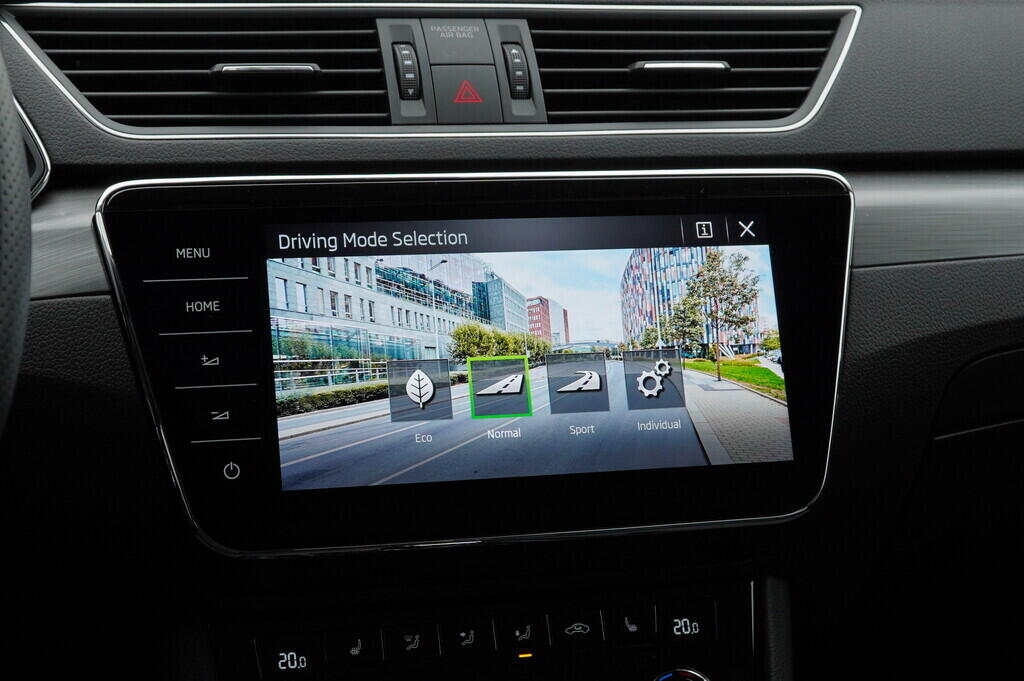 O919V04304_29.webp_Superb Style 2,0 TDI 4x4 147 kW  DSG