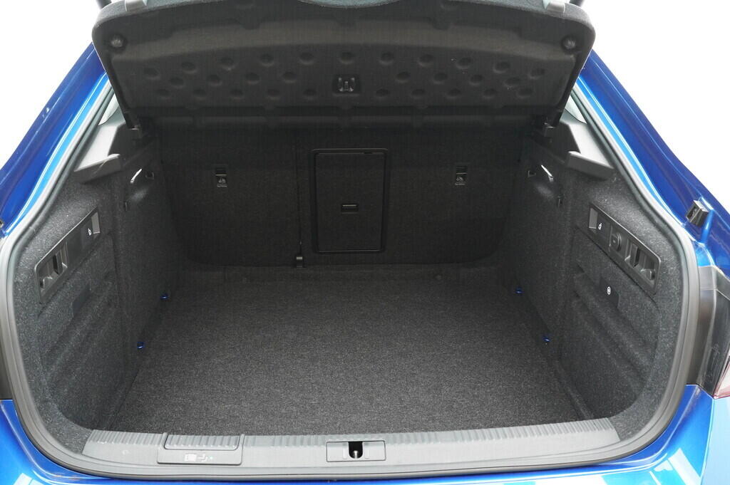O919V04304_33.webp_Superb Style 2,0 TDI 4x4 147 kW  DSG