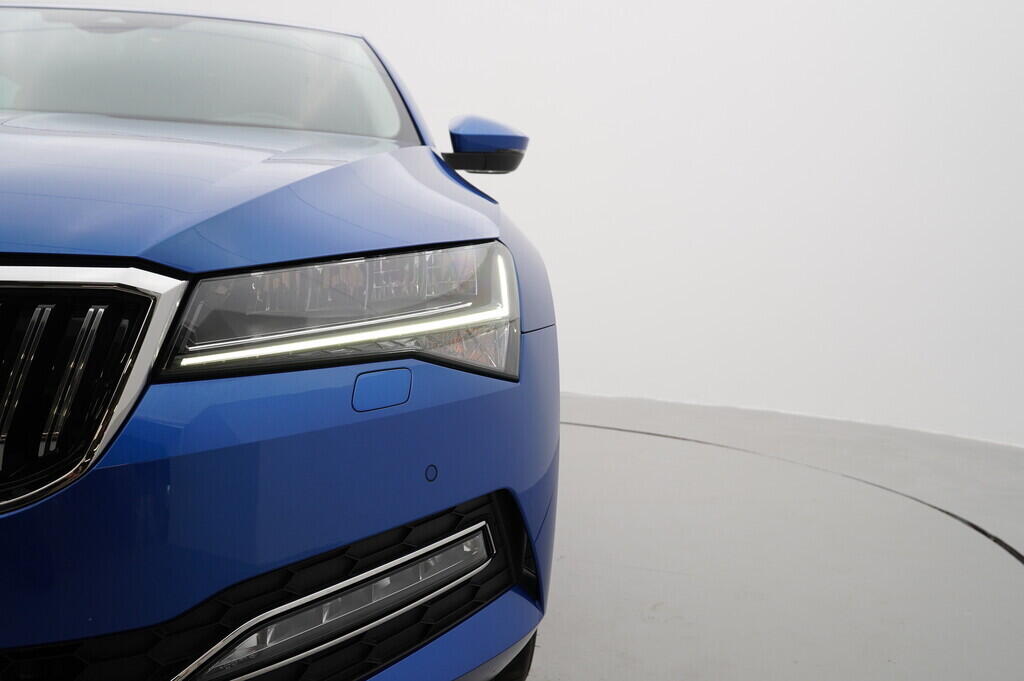 O919V04304_39.webp_Superb Style 2,0 TDI 4x4 147 kW  DSG