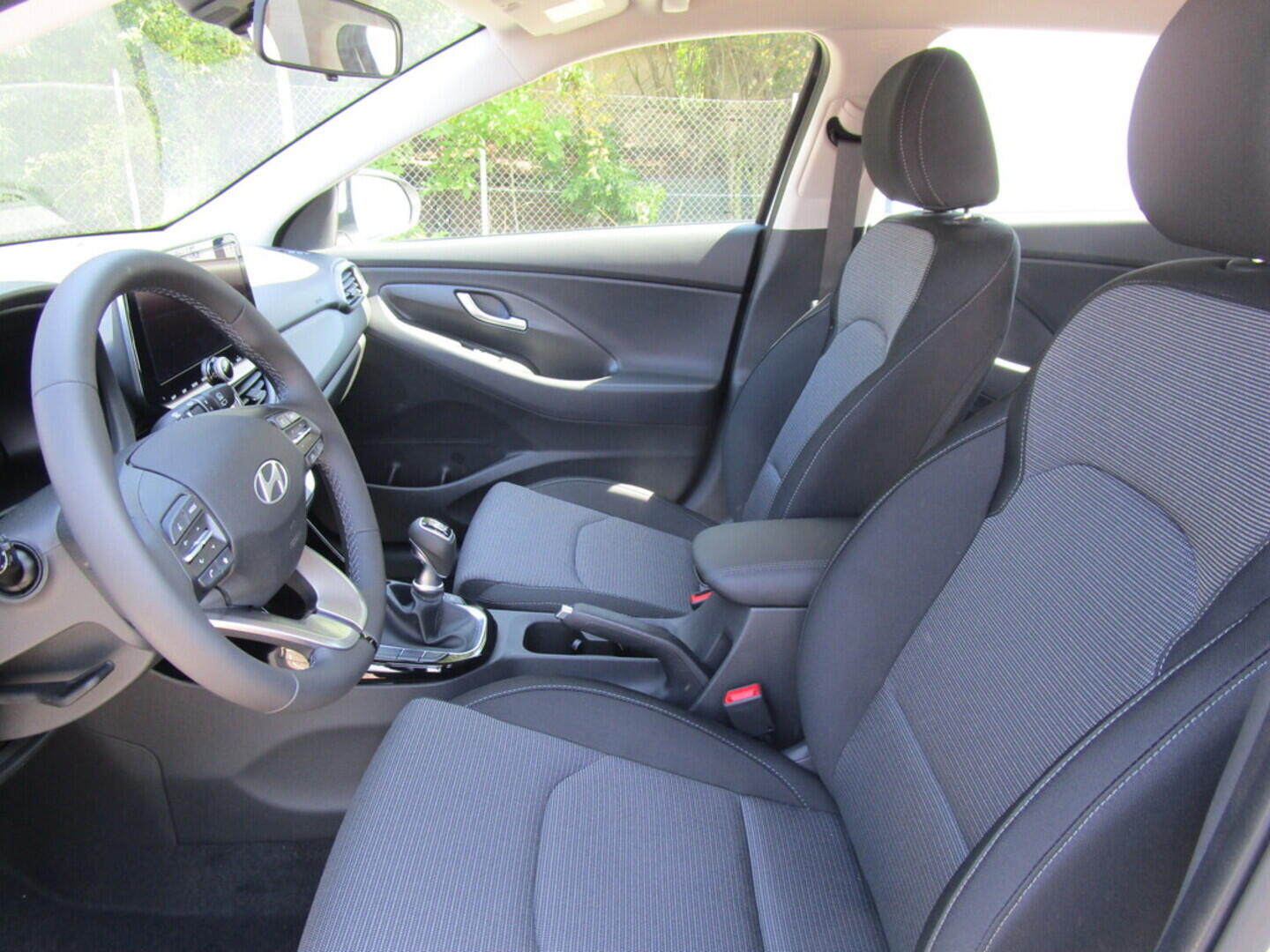 O919V04395_18.webp_i30 WG PD PE Smart 1,0 T-GDI 74 kW