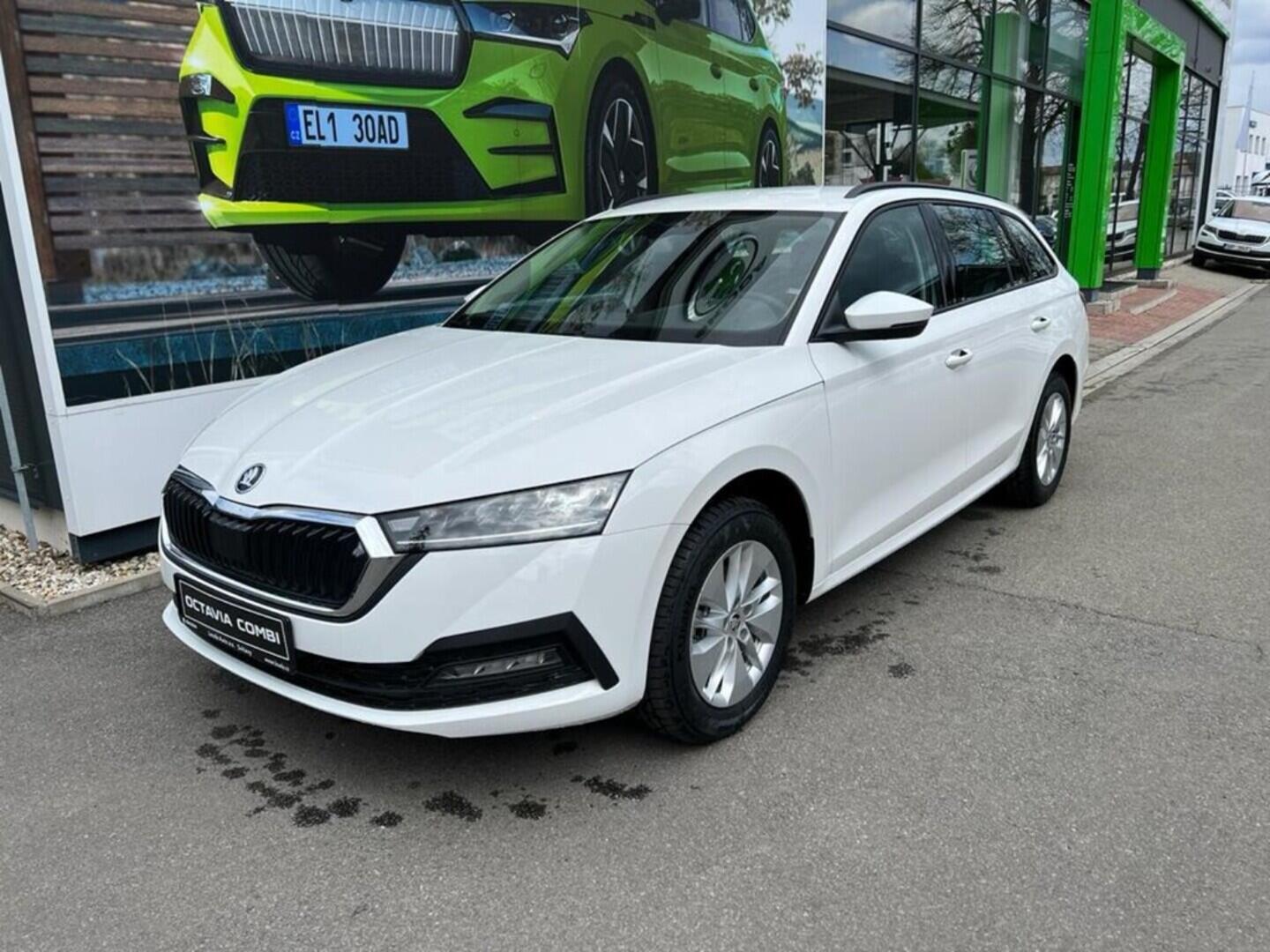 O919V04531_10.webp_Octavia Combi Style 2.0 TDI 85 kW