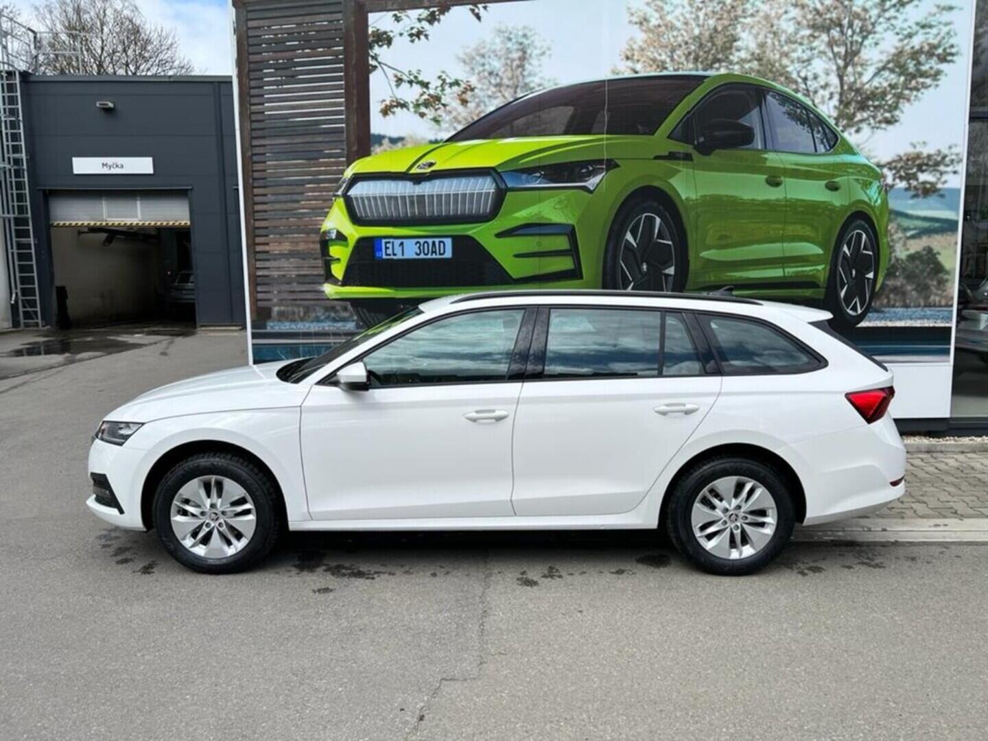 O919V04531_11.webp_Octavia Combi Style 2.0 TDI 85 kW