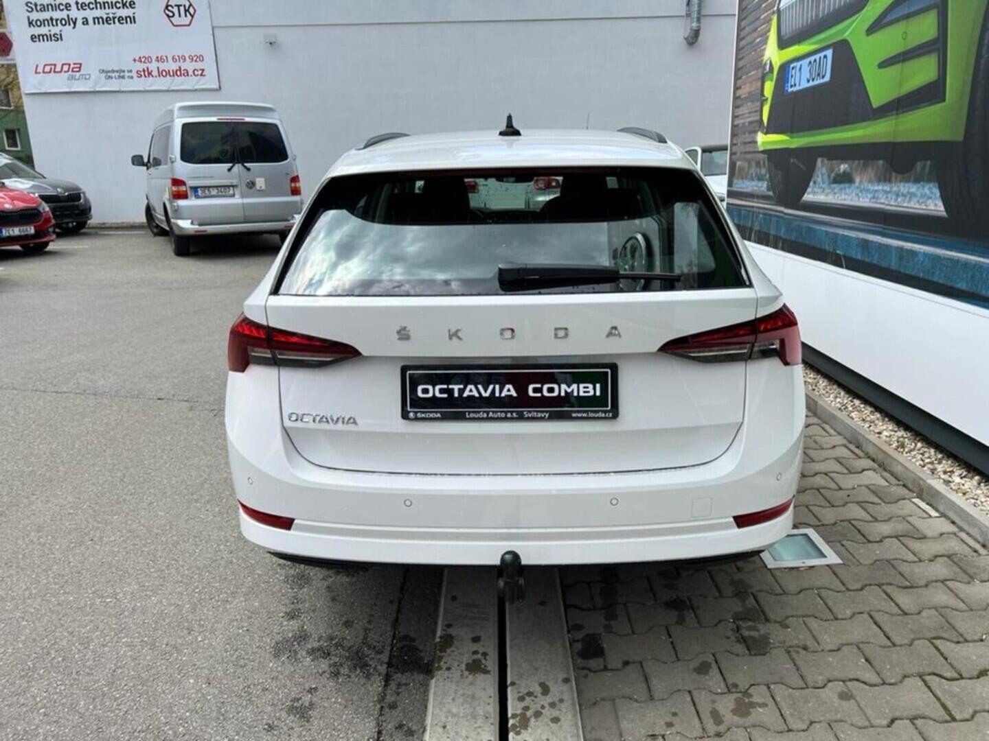O919V04531_12.webp_Octavia Combi Style 2.0 TDI 85 kW