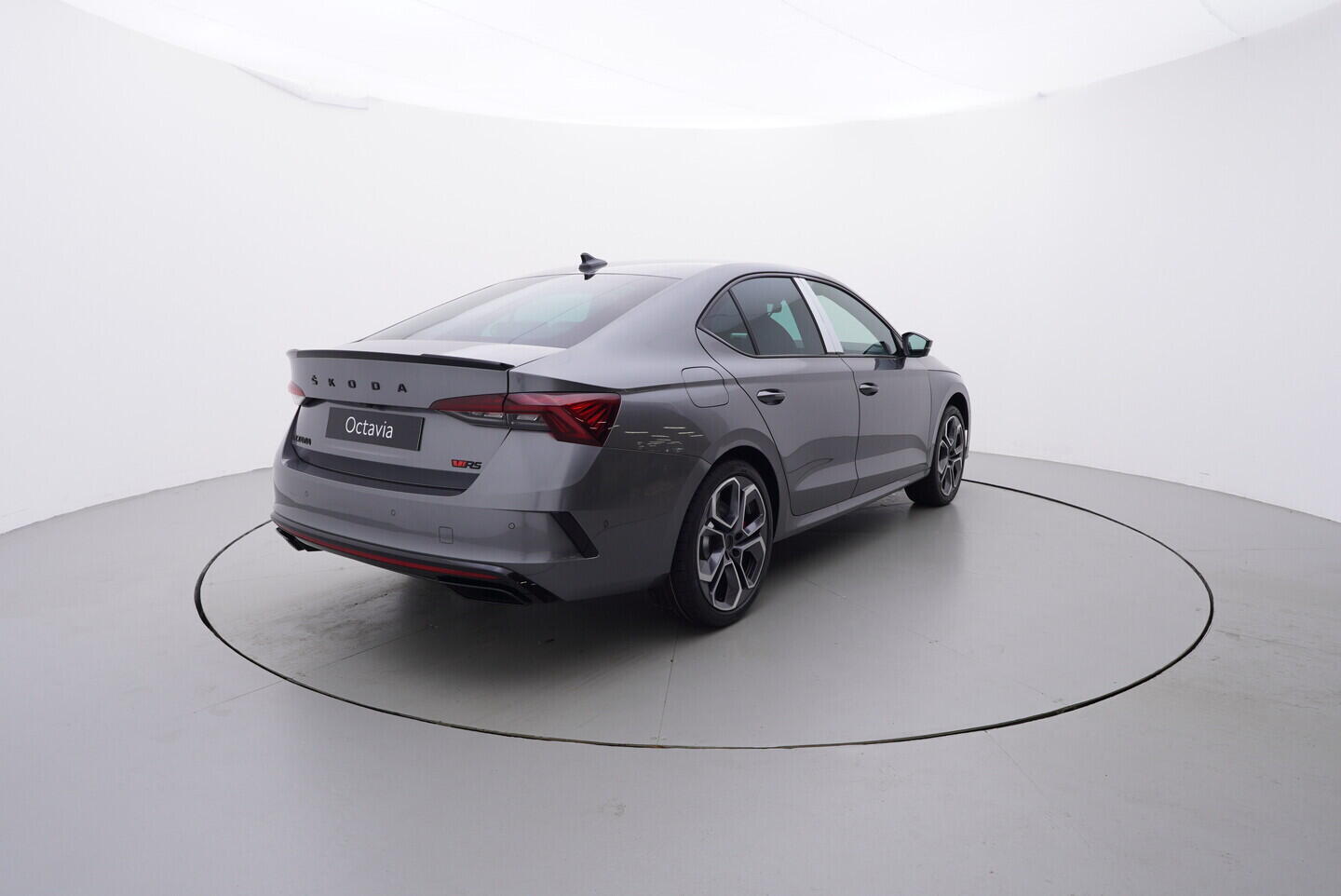 O919V04604_14.webp_Octavia RS 2,0 TSI 180 kW