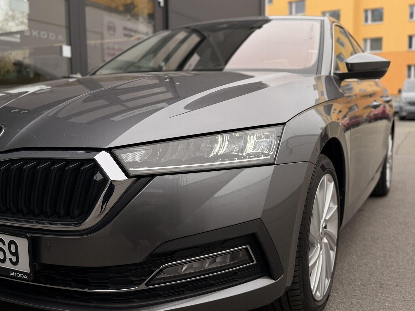 O919V04677_28.webp_Octavia Style 2.0 TDI 110 kW DSG