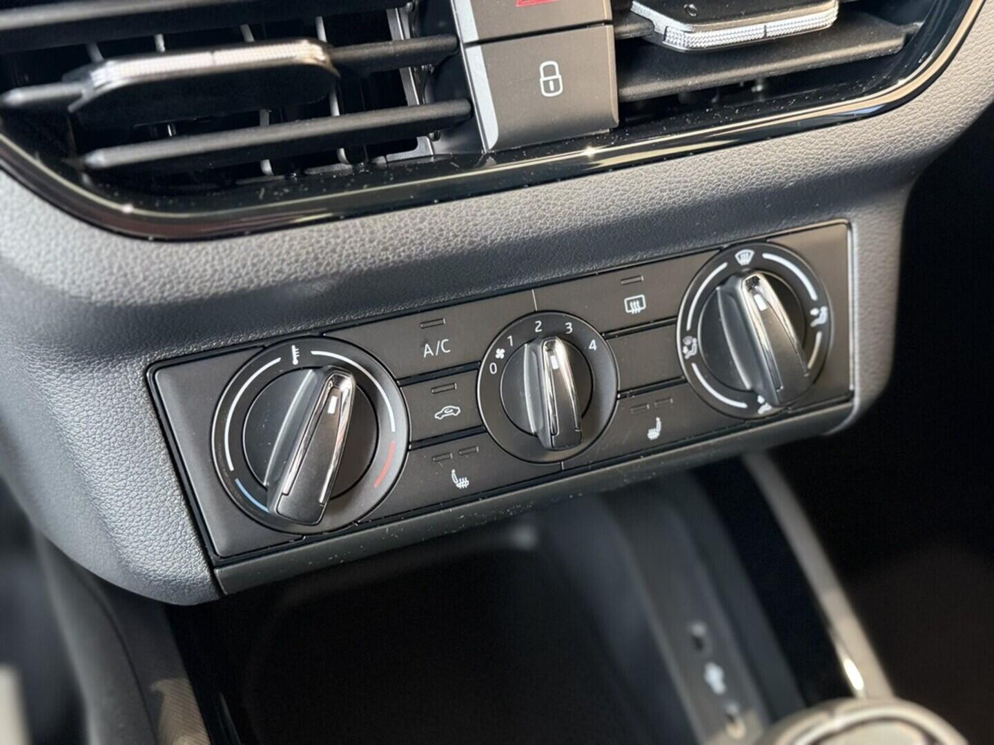 O919V04745_17.webp_Scala Ambition Plus 1.0 TSI 70 kW