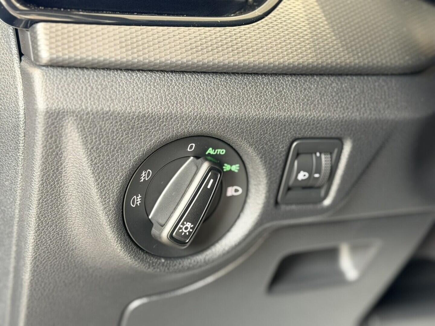 O919V04746_23.webp_Scala Ambition Plus 1.0 TSI 70 kW