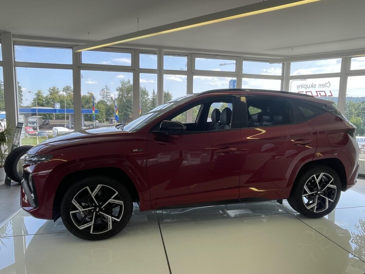 O919V04755_11.webp_TUCSON MY25 N Line 1,6 T-GDI 118 kW DCT